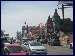 Clifton Hill, downtown Niagara Falls 21